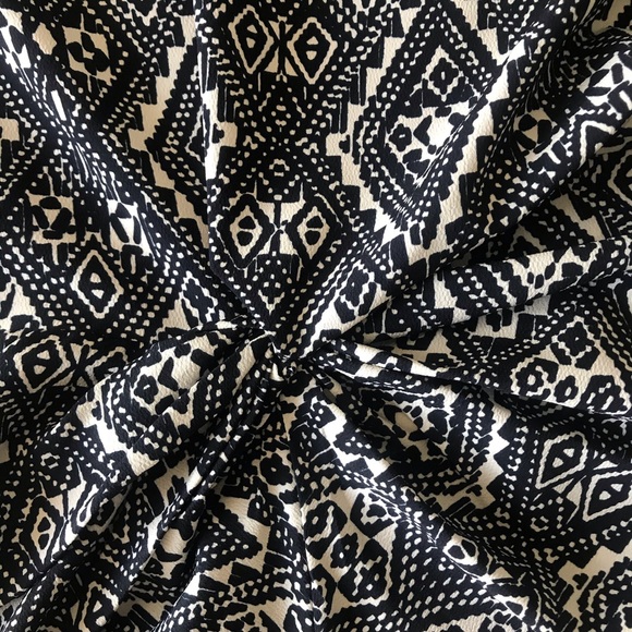 Patterned Above Knee Length Dress - Picture 2 of 2